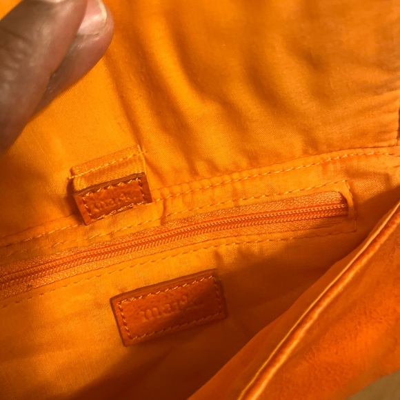 mark. Crossbody purse - Picture 4 of 6